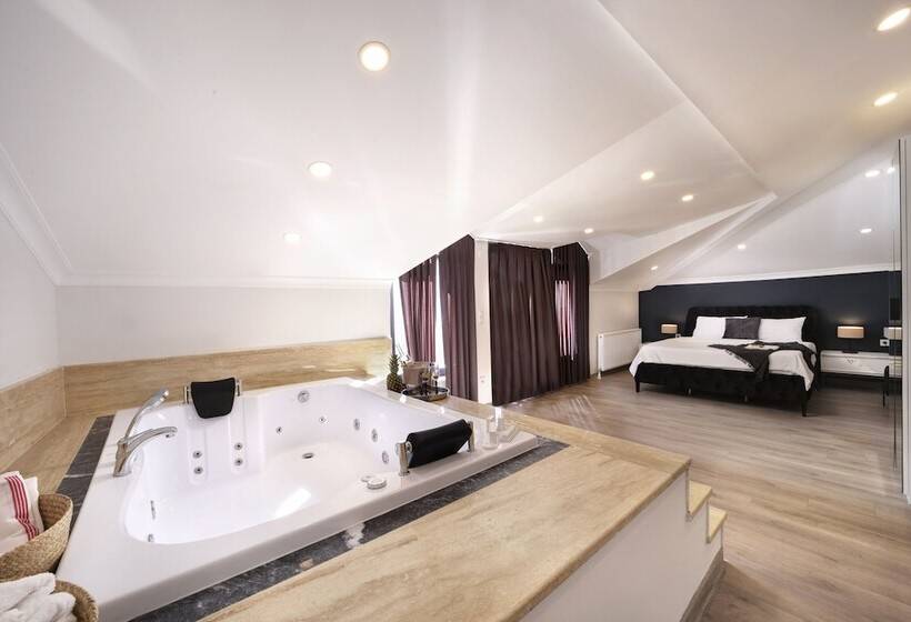 Etiz Hotels & Residences