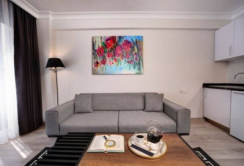 Etiz Hotels & Residences