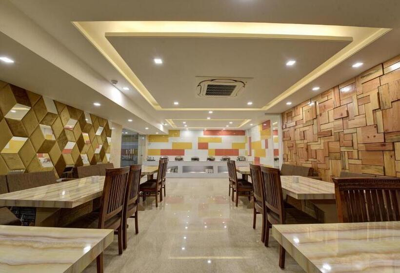 ホテル Golden Tree