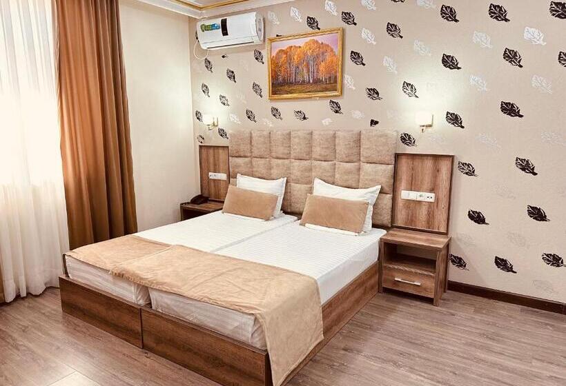 בית מלון כפרי Grand Art Premium