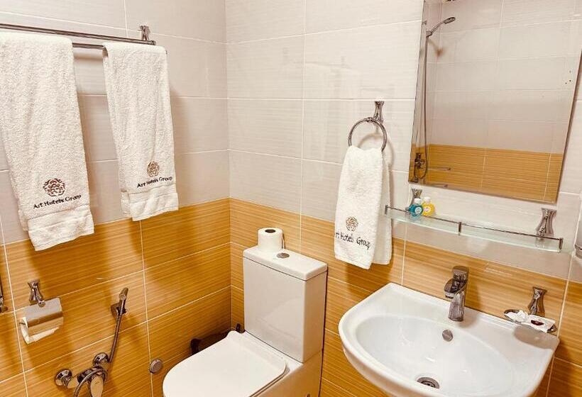 בית מלון כפרי Grand Art Premium