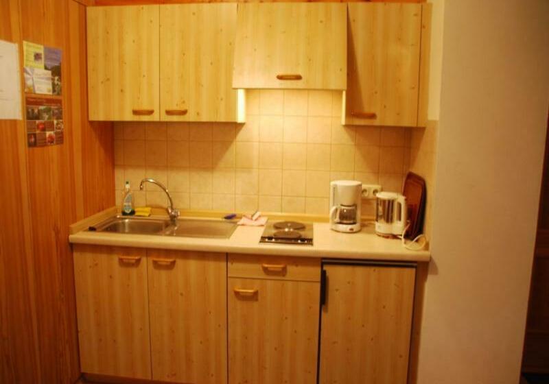 Отель Gästehaus Stoanerhof