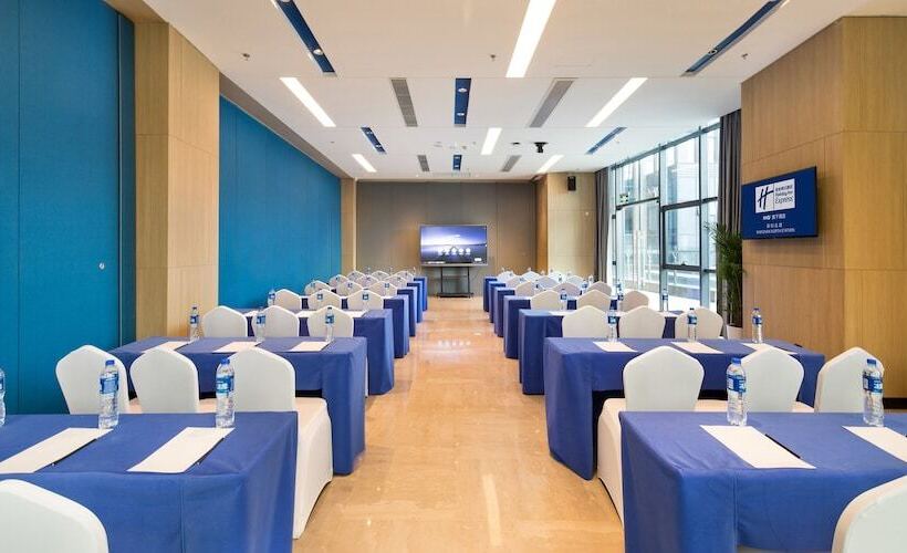 ホテル Holiday Inn Express Shenzhen North Station By Ihg