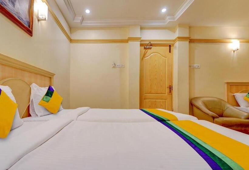 Hotel Itsy By Treebo   Coastal Grand Sathyam