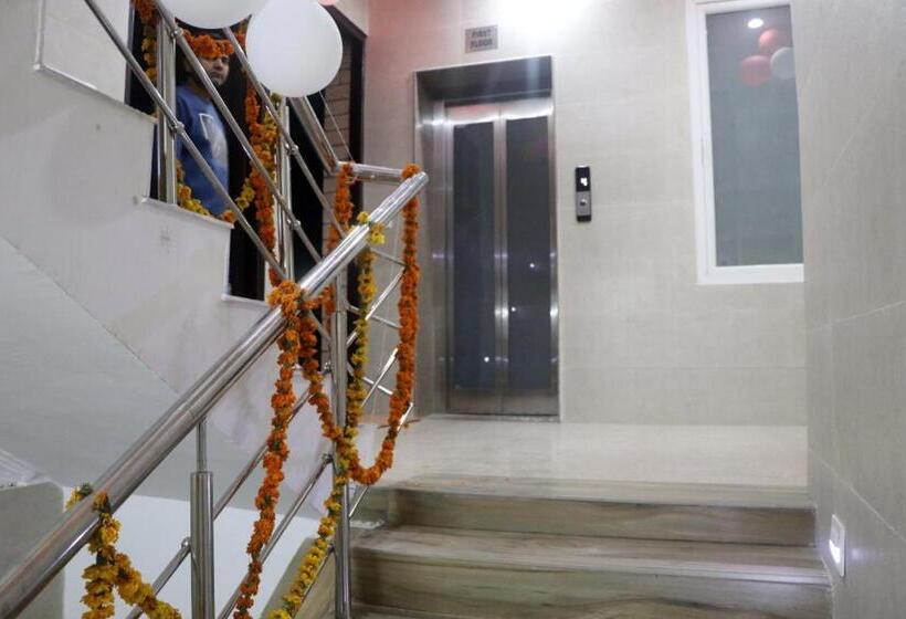 Hotel Krishna Dreams