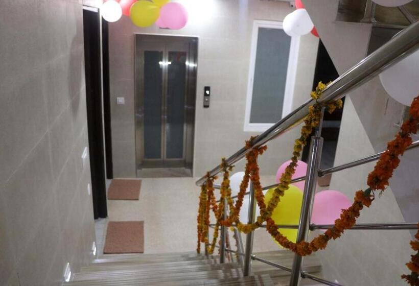 Hotel Krishna Dreams