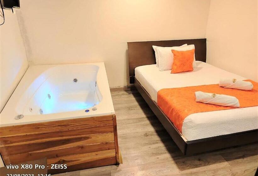 هتل Kristal Ferial