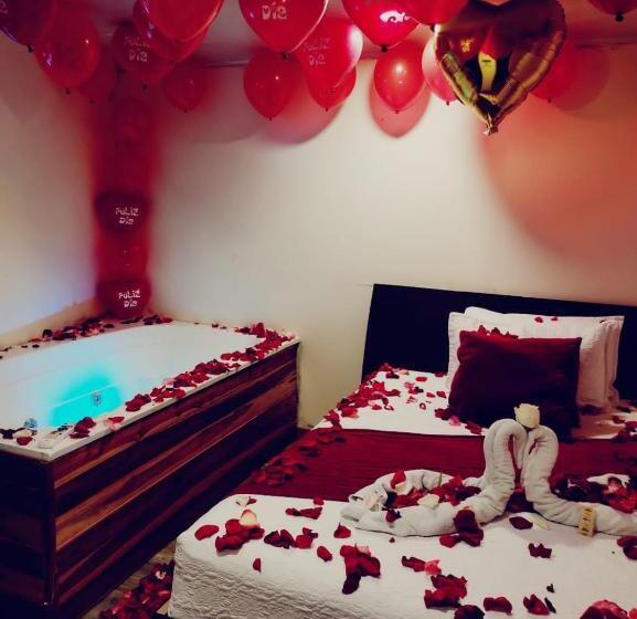 酒店 Kristal Ferial