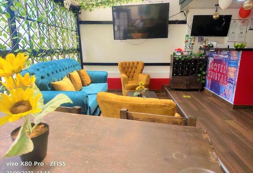 هتل Kristal Ferial