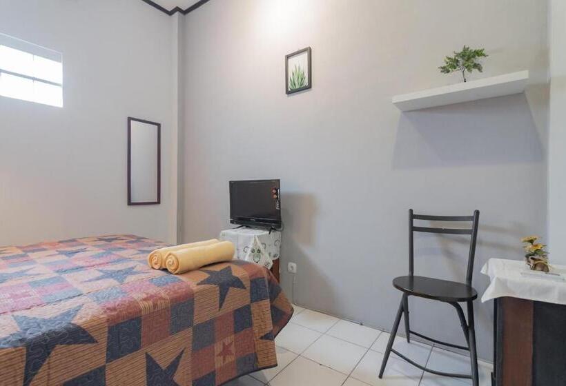 酒店 Lembur Kiwari Setra Duta Mitra Reddoorz