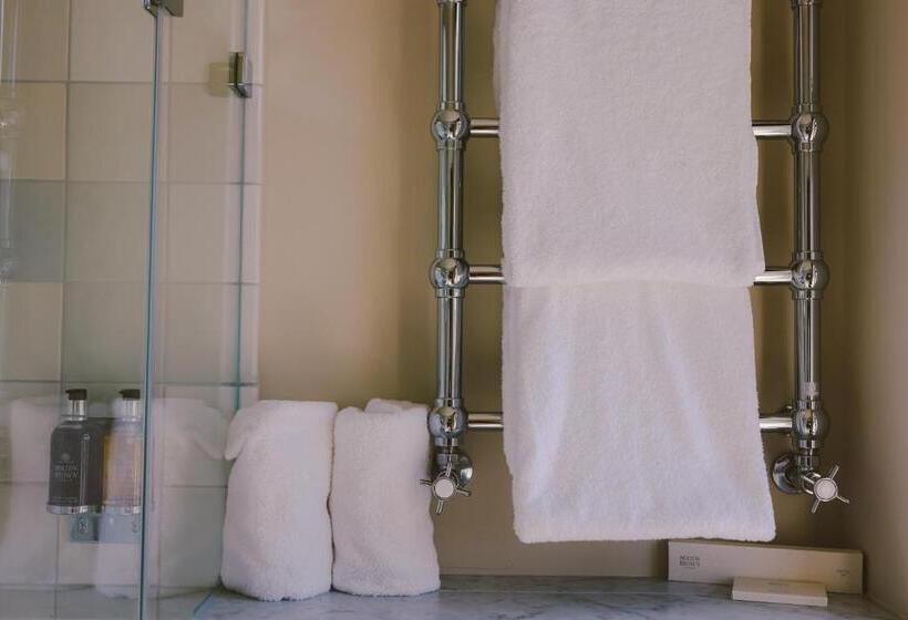 酒店 Mimosa Suites