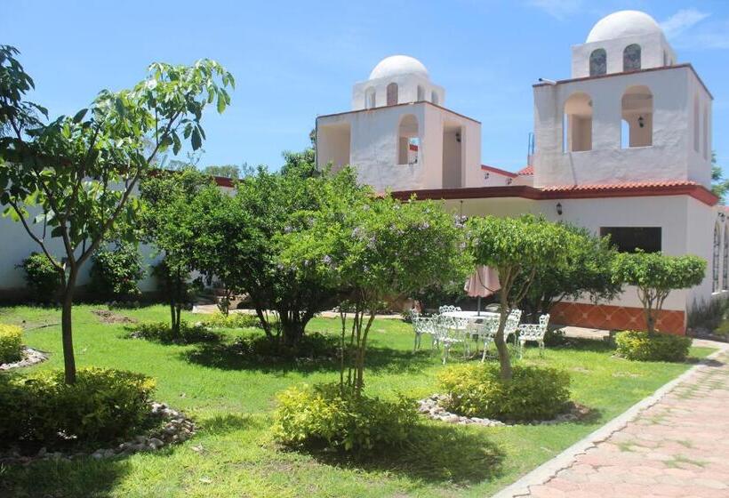 فندق Muñoz De Luna