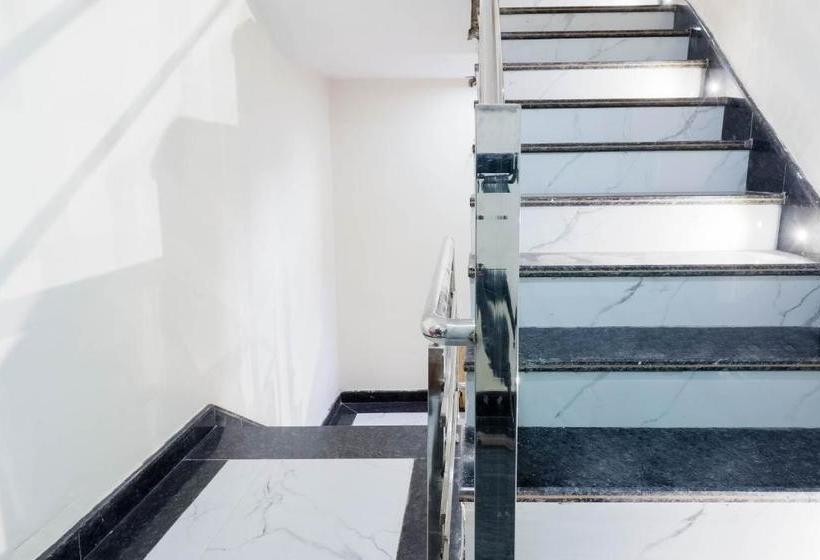 Отель Oyo 77270 Tulsa Mohan