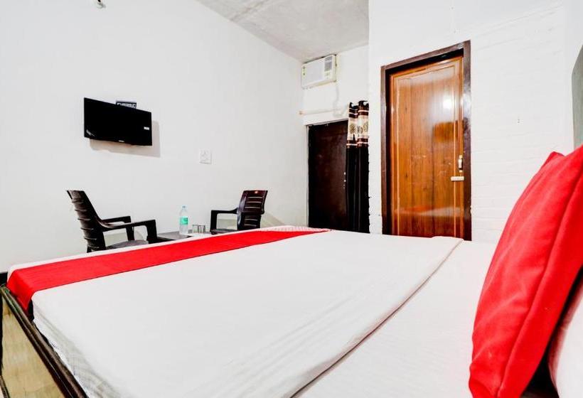 فندق Oyo 78163 Savera