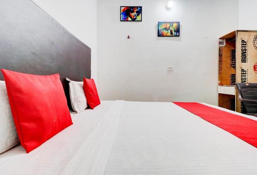 Отель Oyo 78163  Savera