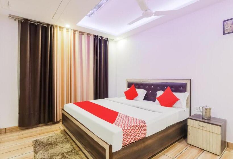 Отель O The Maharaja Inn