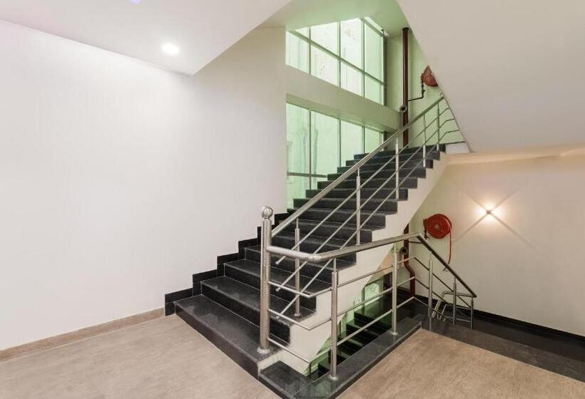 Отель O The Maharaja Inn