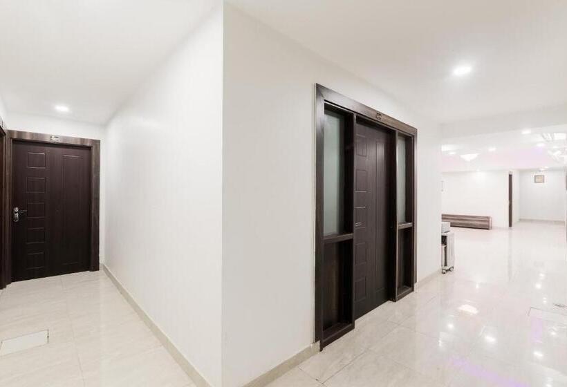 Отель O The Maharaja Inn