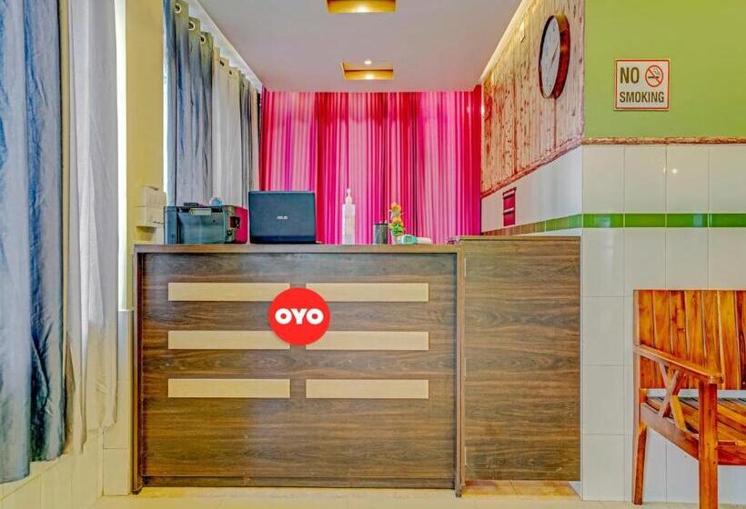 酒店 Oyo 79046 Zco Residency