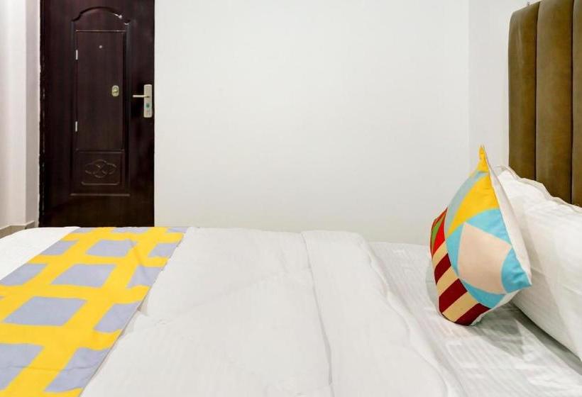 Szálloda Oyo 79099 Flagship  Blue Supphire