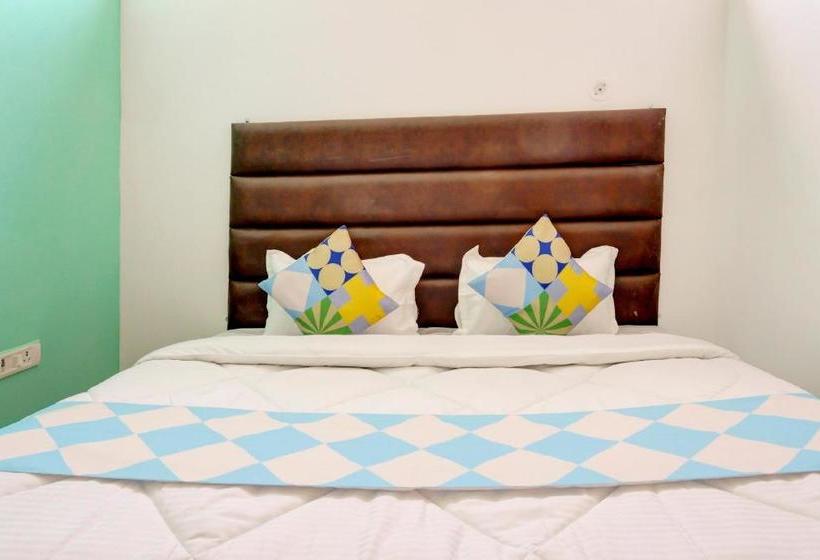 Szálloda Oyo 79099 Flagship  Blue Supphire