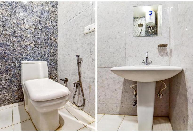 호텔 Oyo 79224  Shubh