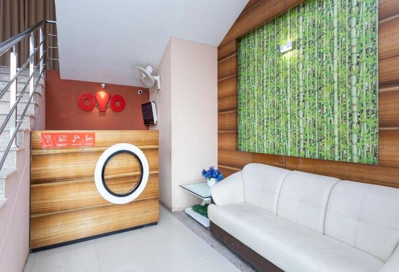 酒店 Oyo 79322 Bloomsbury Inn