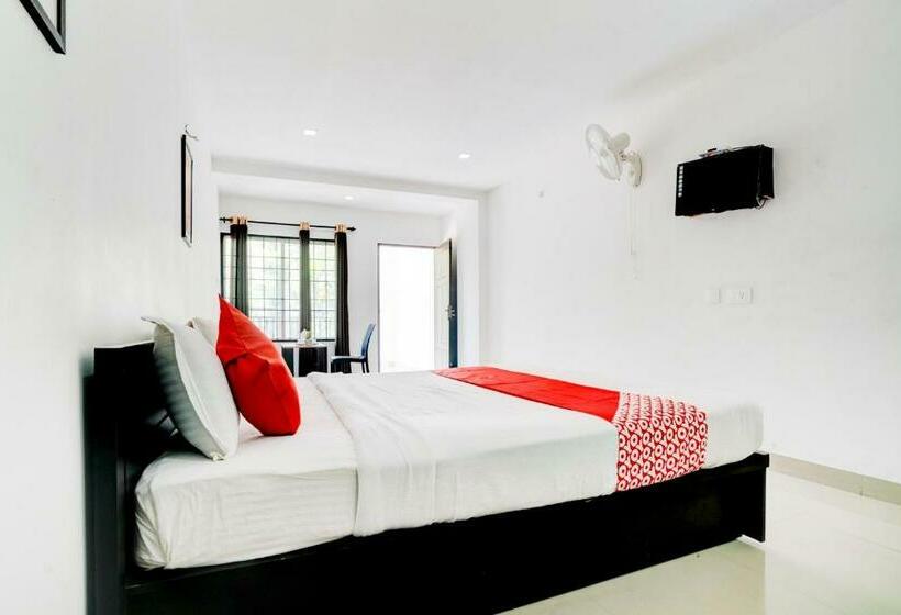 酒店 Oyo 79322 Bloomsbury Inn