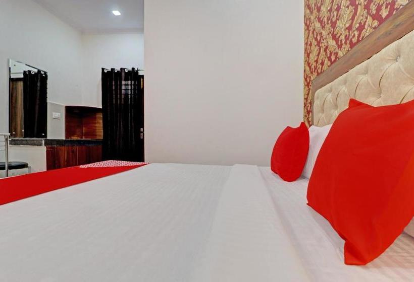 בית מלון כפרי Oyo 79364  Moon Light