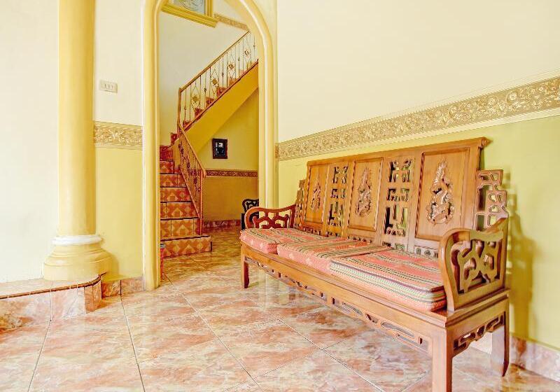 בית מלון כפרי Oyo 90307 Fj Alfaeyza Kost