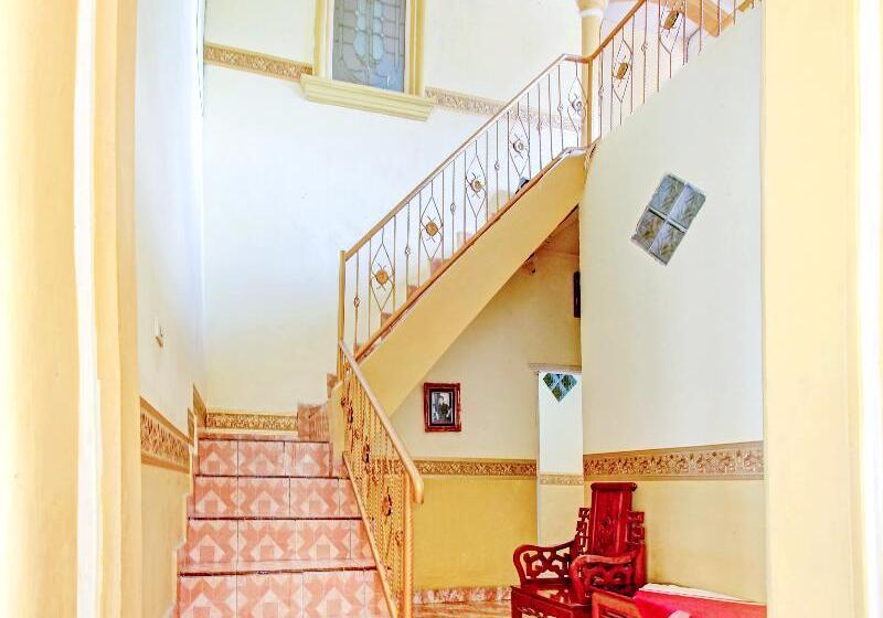 هتل Oyo 90307 Fj Alfaeyza Kost