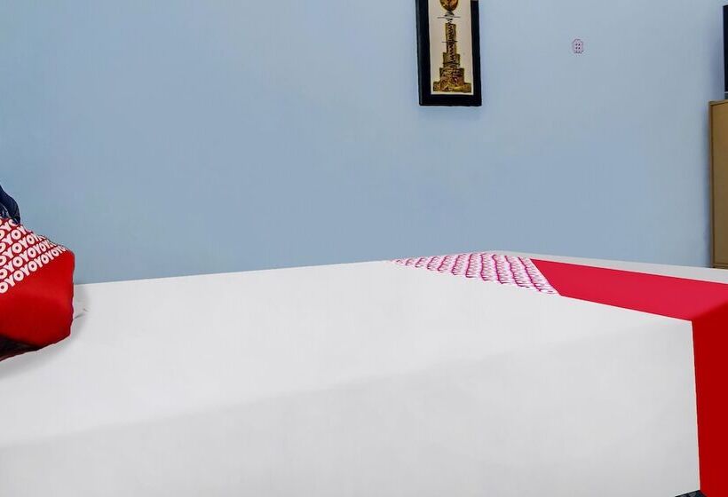 Отель Oyo 90316  Candri Pelaihari