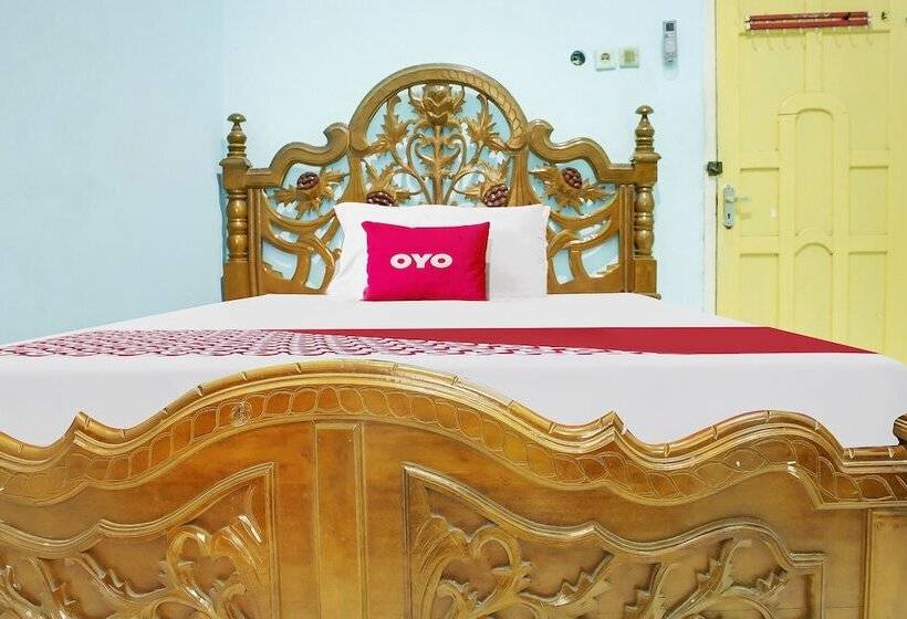 Отель Oyo 90316  Candri Pelaihari