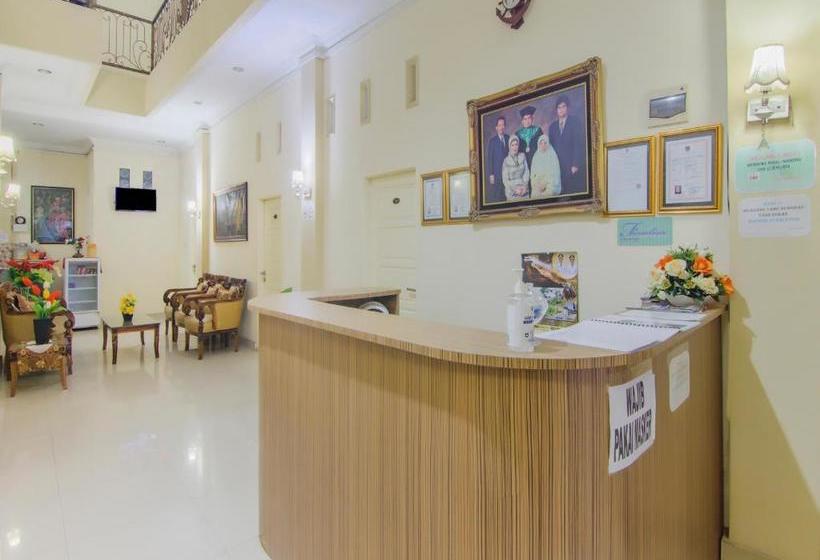 فندق Oyo 90327  Faradisa Syariah