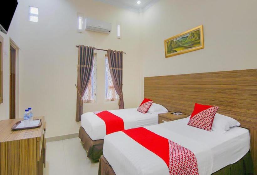 فندق Oyo 90327  Faradisa Syariah