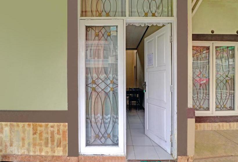 호텔 Oyo 90329 Cipendawa Md38 Homestay