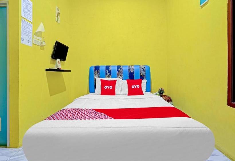 Отель Oyo 90332 Puri Pembangunan Residence Syariah