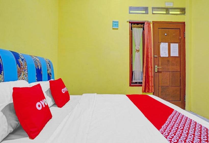 Отель Oyo 90332 Puri Pembangunan Residence Syariah