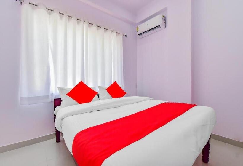 ホテル Oyo Jai1273 Rayal Inn