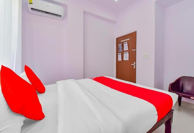 ホテル Oyo Jai1273 Rayal Inn