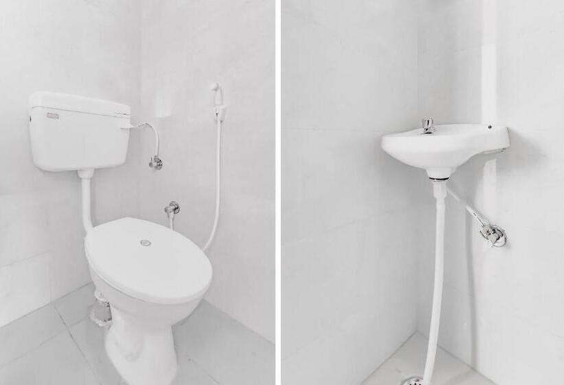 ホテル Oyo Jai1273 Rayal Inn