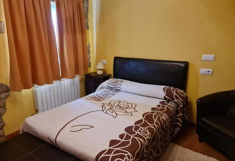 בית מלון כפרי Posada Las Mozas