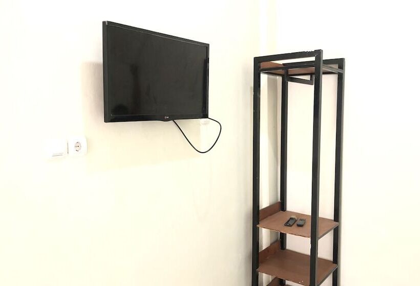 酒店 Reddoorz Near Alun Alun Sidoarjo