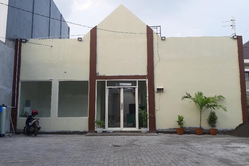 酒店 Reddoorz Near Alun Alun Sidoarjo