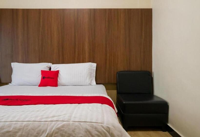 酒店 Reddoorz Plus Near Ramayana Pematangsiantar