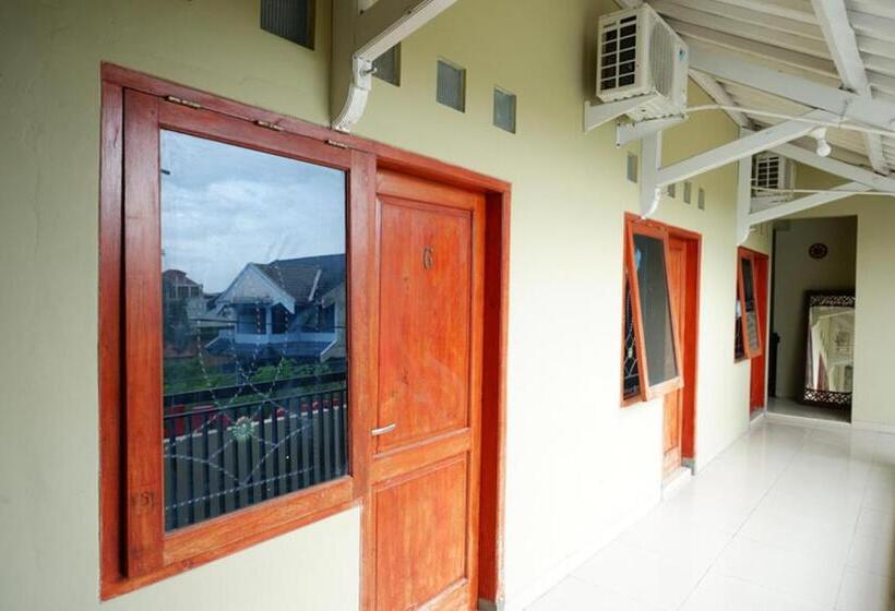 酒店 Reddoorz Syariah Near Ums Solo