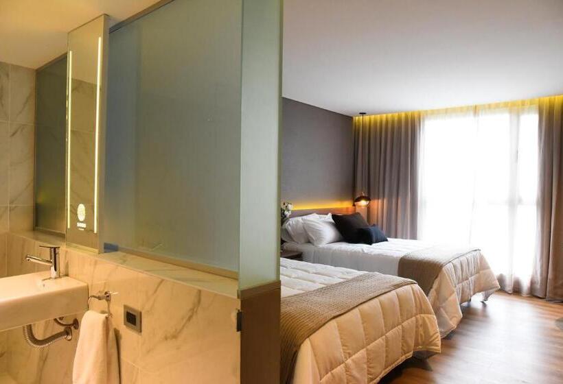 בית מלון כפרי Soho Suites