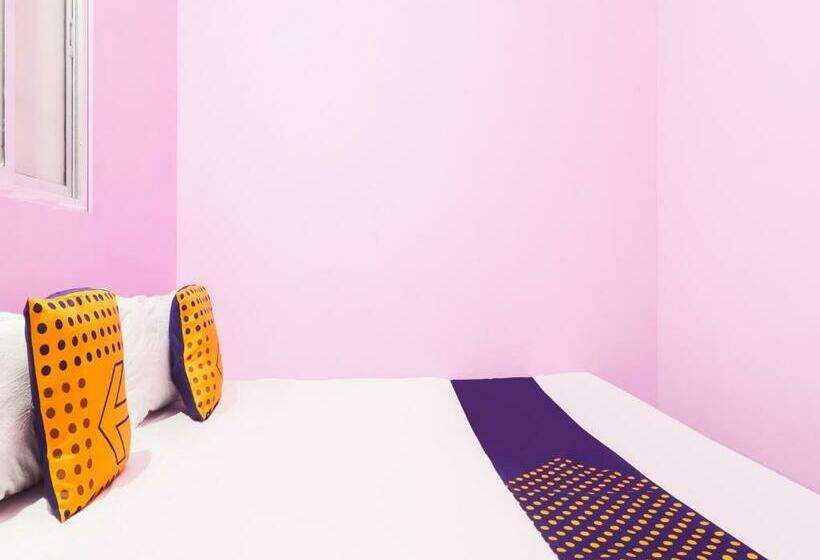 فندق Spot On 78945 Chanakya