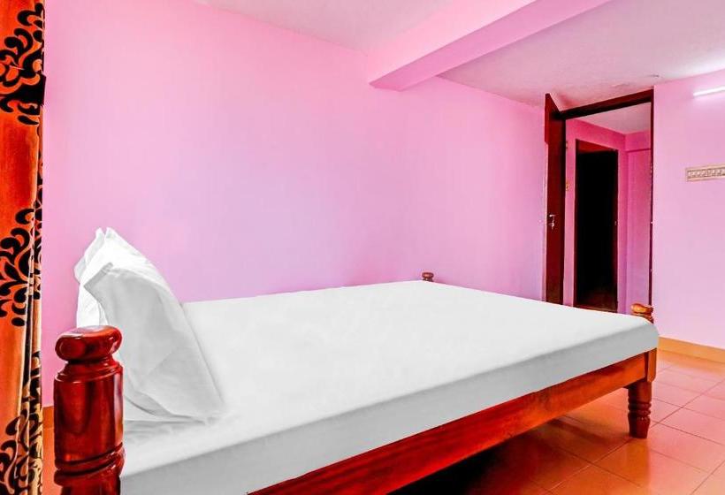 בית מלון כפרי Spot On 79093  Half Moon