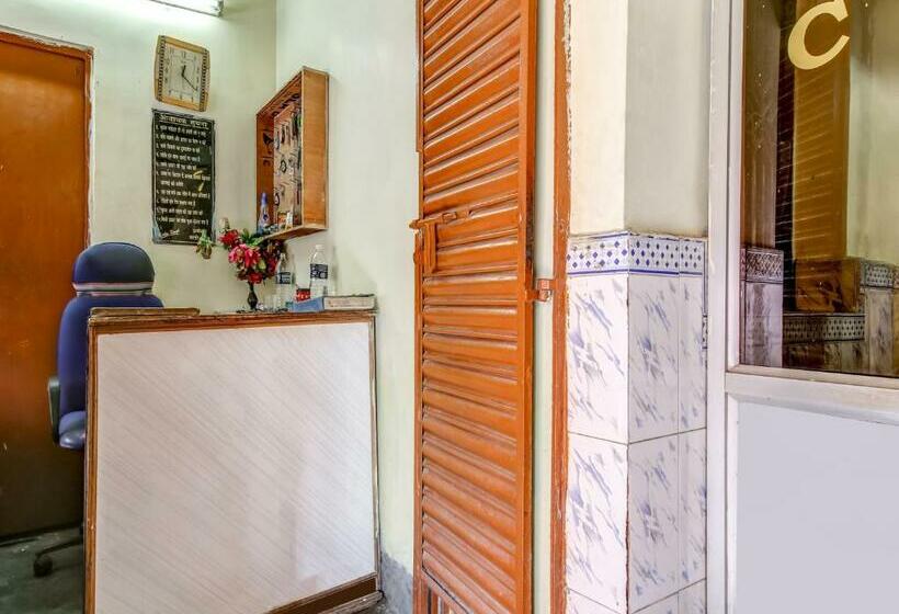 호텔 Spot On 79257 New Sado